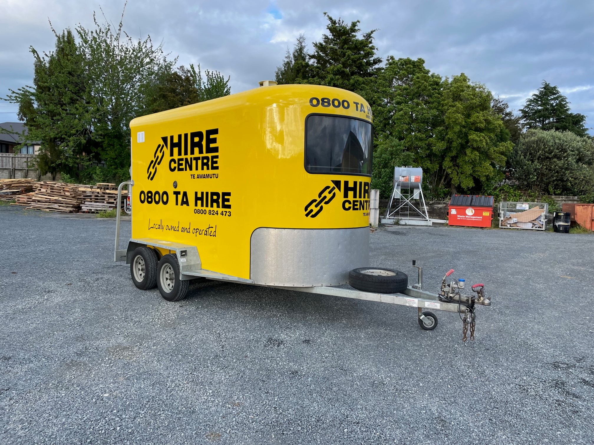 3.6m Horse Float (With Bars and Mats) Hire Centre Te Awamutu