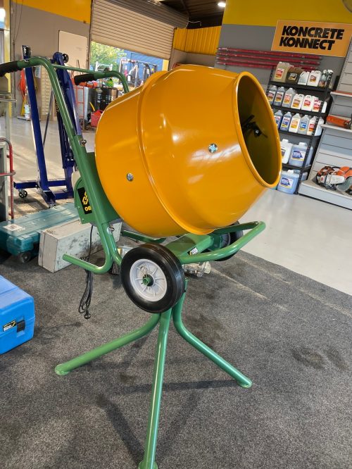Portable conc mixer